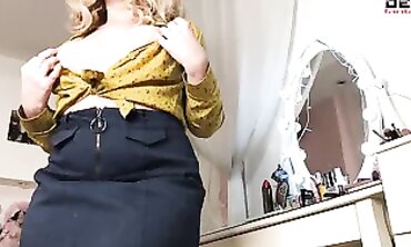 Voluptuous Girl in Microskirt Jerks Off On Camera
