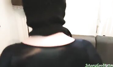 Daizy Cooper Gets Fingering And Vibrator Action From Ebony Thief