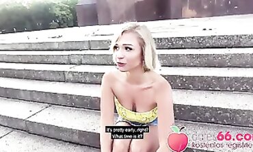 Sensual Blonde Gabi Gold in Berlin