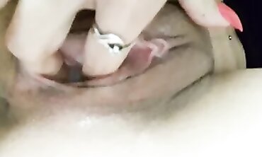Brunette Massage Turns Into a Sensual Footjob