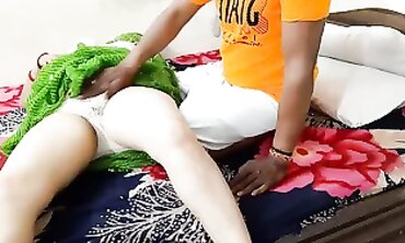 अवनी के फूले हुए बूब्स वाले ढोंगी बाबा ने लड्डू खिलाकर चुदाई की