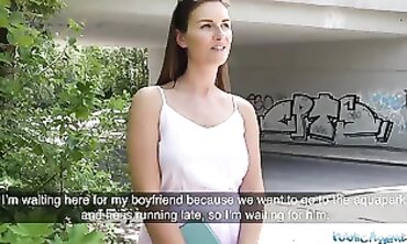 Outdoor Agent Hotwife Jenifer Jane Gets A Hottie Facial