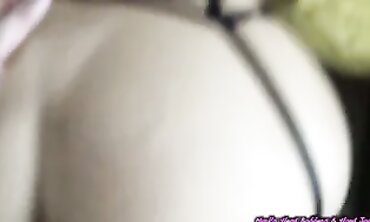 Angry cougar getting jiggly dicked
