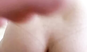 British MILF Amy Ature Gets Paid for a Handjob
