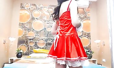 Japanese Webcam Girl Shows Off Her Slit