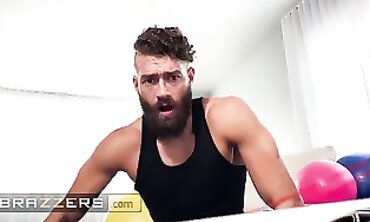 Alexis Fawx Takes Xander Corvus's Big Dick in Reverse Cowgirl