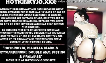Isabella Clark & Hotkinkyjo: DirtyGardenGirl Double Anal Fisting