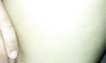 Macro Closeup: MILF's First Rough Fisting Experience