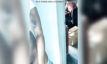 Thicc Black Secretary Masturbates Next To Boss Outdoors