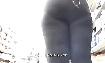 Tiny Mama Gets A XXL Azz