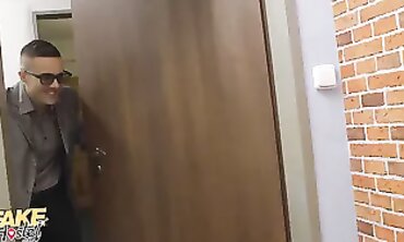 Nikki Fox Gets Bang by the Motel Boss