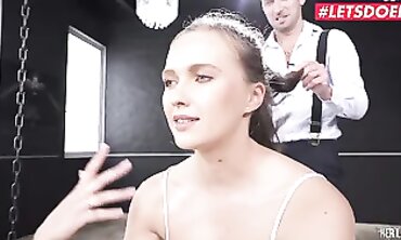 Stacy Cruz Gets Hardcore Anal And Blowjob