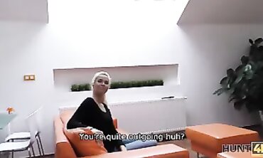 Nikky Dream Gets Fucked By A Stranger While Her Cuckold Husband Counts Cash