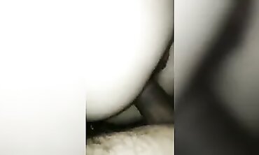 POV: Legitimate Mature Cougar Delivers a Sexy Fuckpole