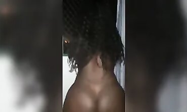 Negona Amadora Twerka e Fode no Anal