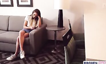 Stepdaughter Naomi Swann Experiences Her First Climax With Stepdad