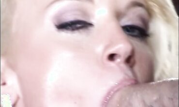 Holly Wellin Just Enjoys That Splooge Packing