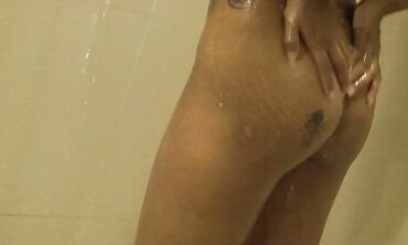 Red-Hot Thai slut in stilettos and in stocking Natalie edible romps with a dude on the couch