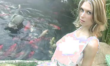 Brooke Banner Likes Warm Hookup
