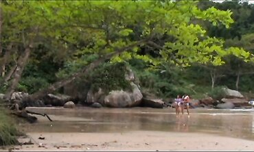 Sheath Luvs Some Muddy Buttfuck Hump On An Exotic Latin Beach