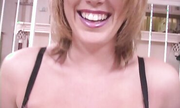 Lisa Sparxxx Luvs Getting 2 Shafts Jammed Into Her Gash
