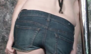 Hydii Mae Attempts Some Dark-Hued Boner In Her Teenager Gash two