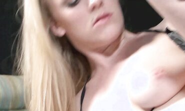 Hydii Mae Attempts Some Dark-Hued Boner In Her Teenager Gash two