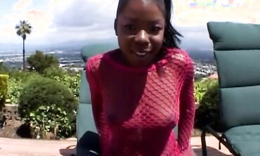 Simone West Is A New Fresh Face