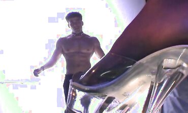 Diamond Foxx's Twat Wraps Itself Around A Stiff Monstrous Chisel