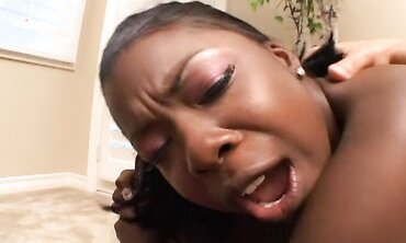 Simone West Luvs Getting Crammed With Splooge