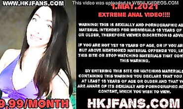 Hotkinkyjo Gets Extreme Anal Fisting