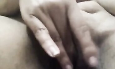 Ultra-Cutie Moroccan Bombshell Webcam Tramp
