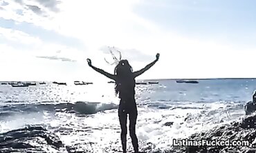Hot Latina Babe in Bikini Gets an Outdoor Beach Blowjob