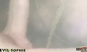 Shani Reid Gets A Midnight Facial Cumshot