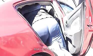 Black Girl Gets Huge Azz Air-Blasted in Car Wash