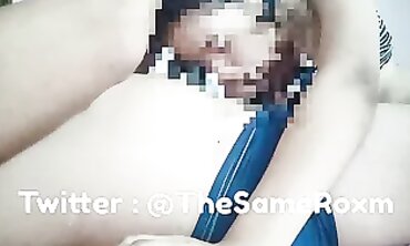 Asian Babe Licks Pussy Then Gives A Suckable Blowjob