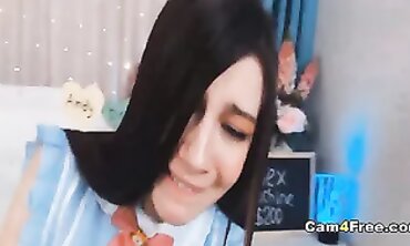 Queen Webcam Solo: Brunette Goddess Masturbates With Toys