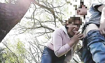 Russian Lovers Get Boned In Public Park