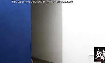 Desafio Ao Vivo: Duas Gostosas Algemadas Surpreendem o Fã