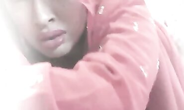 Mature UK MILF Takes a Deepthroat and Gets Nailed Hard