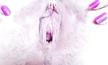Honey: Amateur Arab Babe Glory Hole Action