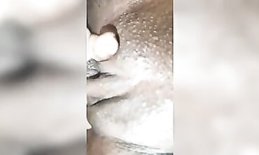 Black Amateur Bisexual With Big Ass Gets Fisted And Squirts