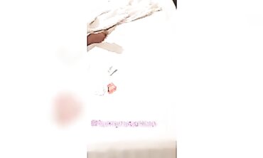 สาวไทยน้องการ์ตูนเย็ดสนุกกับแก๊งค์
