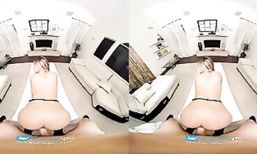 Kayley Gunner: Giant Jugged MILF in High-Def VR