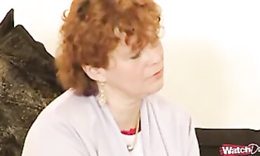So wird deine Mutter von 2 notgeilen Bauern gebumst