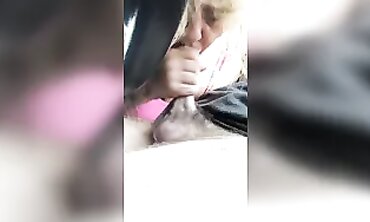 Mature Amateur Gets a Hot Blowjob in the Car