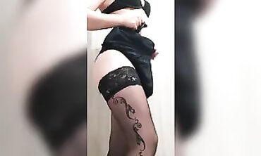 Jack Vag Lips: Damsel's Sensual Masturbation