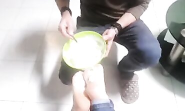 Lady Yvonne's Pearly Toes and Pussy Licked on Dolls Day