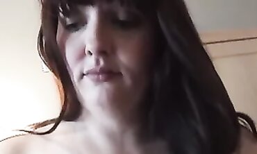 Step Cougar Mary Gets a Preview Blowjob in the Bathtub