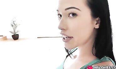 Diana Mercy Deepthroats Her Stepbrother